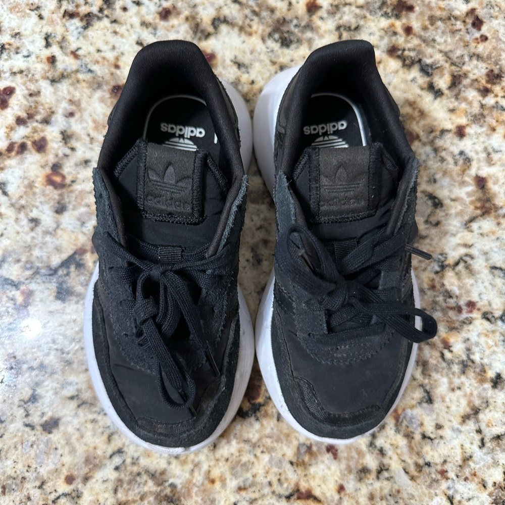 Adidas Retropy F2 - Picture 2 of 6